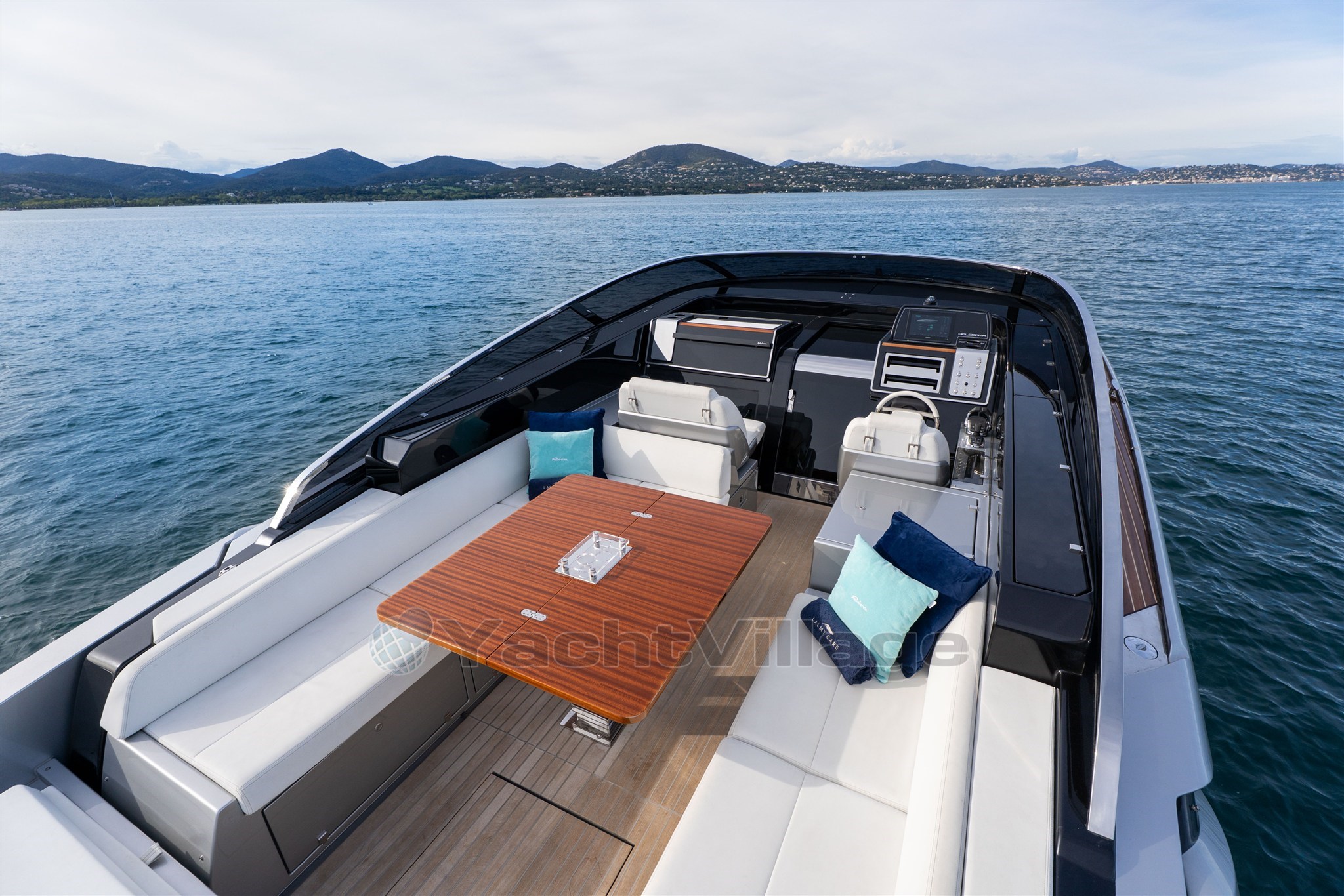 Riva Dolceriva 48 � ELEMENTS-131