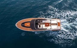 Elements, Eleven en Hannah-175