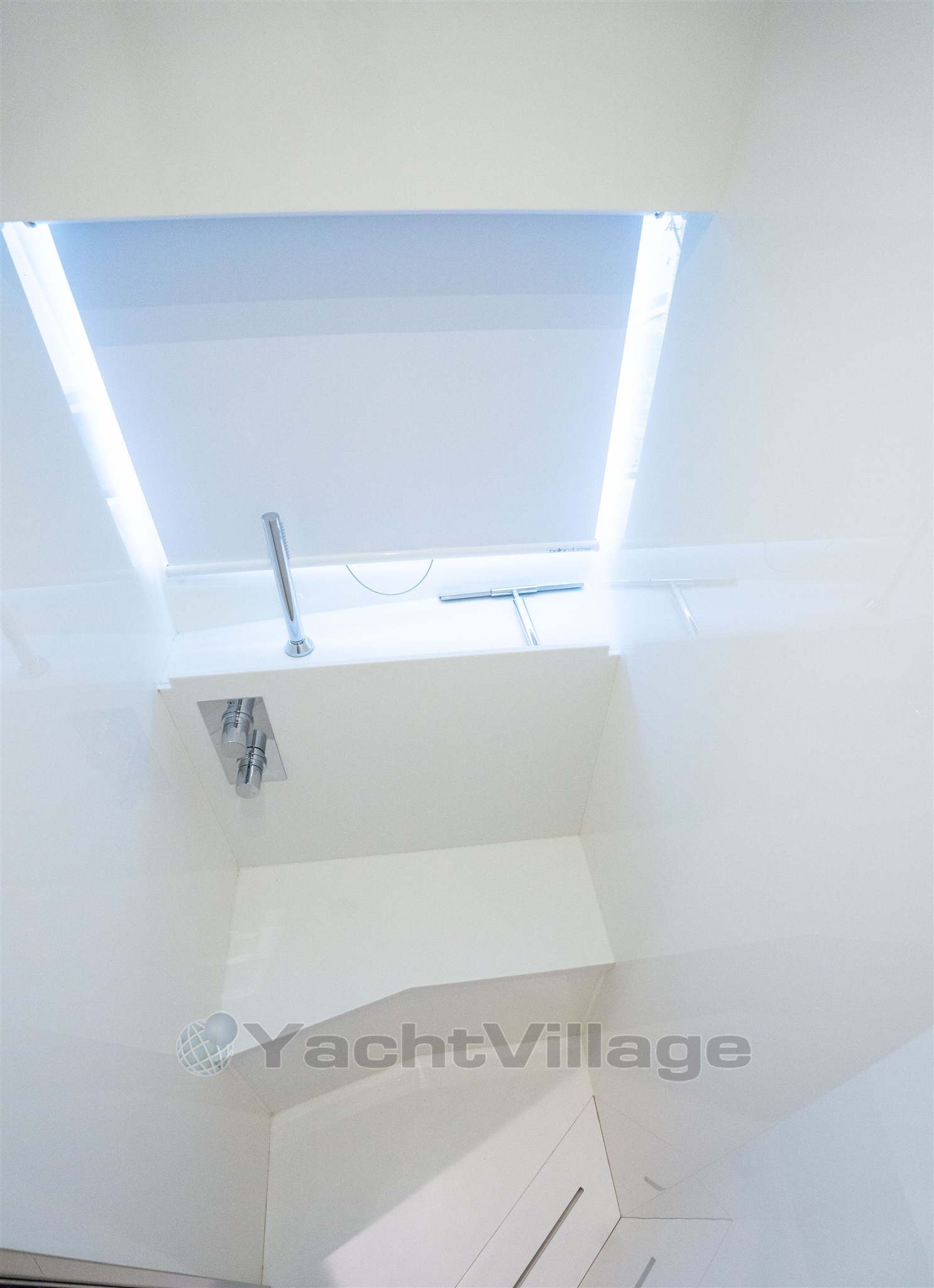 Riva Dolceriva 48 � ELEMENTS-10