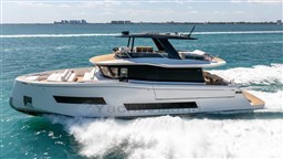 2025 Pardo Yachts Endurance 72 cruising on open water, showcasing sleek design and luxury features.