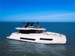 Luxury Pardo Yachts Endurance 72, 2025 model, cruising on open sea under clear blue sky.