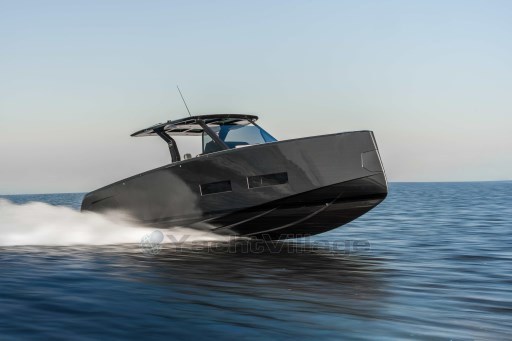 2026 Pardo Yachts 43 cruising swiftly on open water.