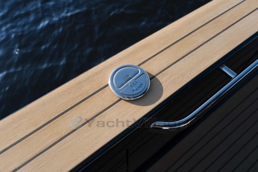 2026 Pardo Yachts 43 deck detail with water cap and sleek railing design.
