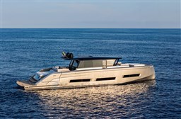 2025 Pardo Yachts GT75 cruising on open sea under clear skies.