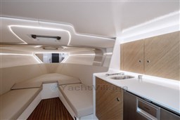 Frauscher 1017 interior.png