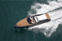 858-Fantom-2.jpg
