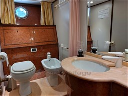 Picchiotti 68, Cabanon, wc cabina ospiti 2