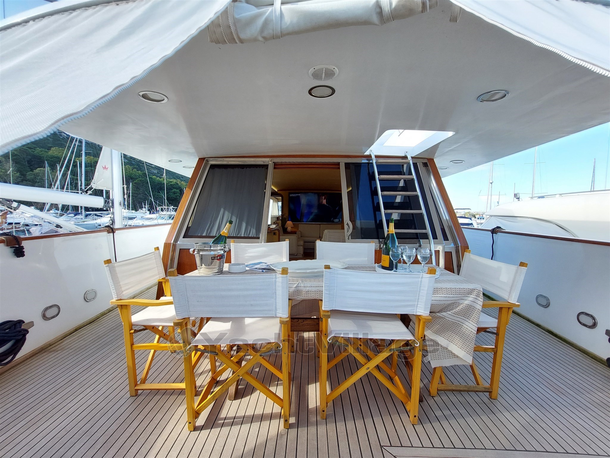 Picchiotti 68, Cabanon, dinette estrena