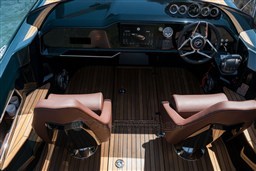 797-Spectre-cockpit-6.jpg