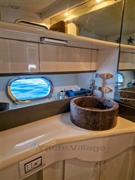 Mochi 44 Fly (17).jpg