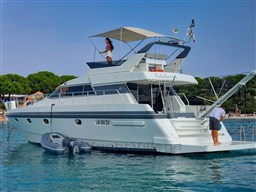 Mochi 44 Fly (43).jpg