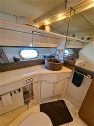 Mochi 44 Fly (15).jpg