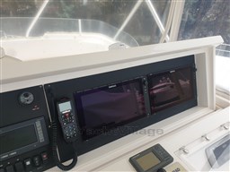 Bertram 450 electronics.jpg