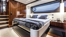 Clio dorada, Riva 56 Rivale