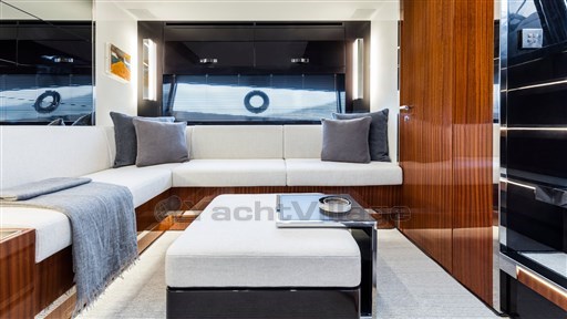 Clio dorada, Riva 56 Rivale