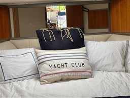 Riviera 3600S detail