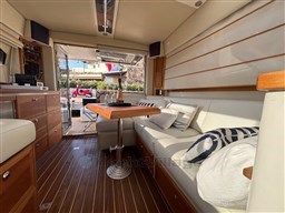 Riviera 3600S dinette