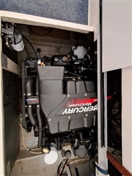 12e197db-a953-484e-8ba5-7f4e03c545e7