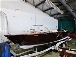 Boesch 590 Cabrio Deluxe CARPE DIEM 32