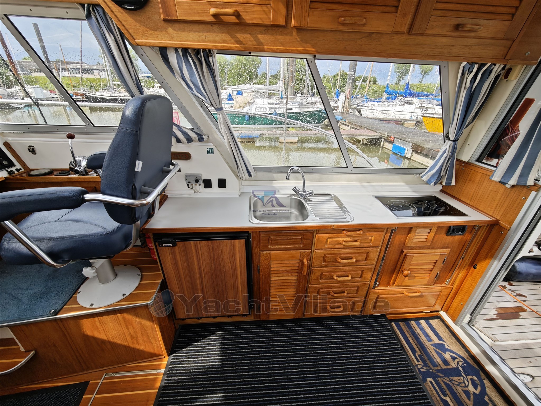 Saga 32 25