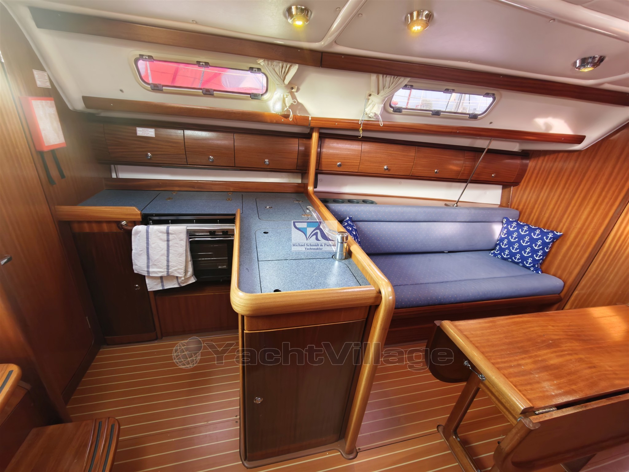 Bavaria 36 42