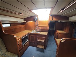 HR 38 161
