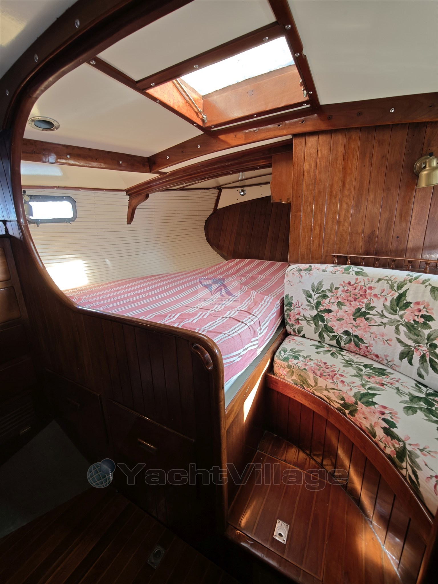 Vagabond 42 72