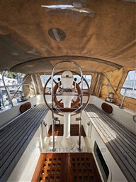 Vagabond 42 95