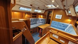 Hallberg Rassy 37 HAGGIS  30