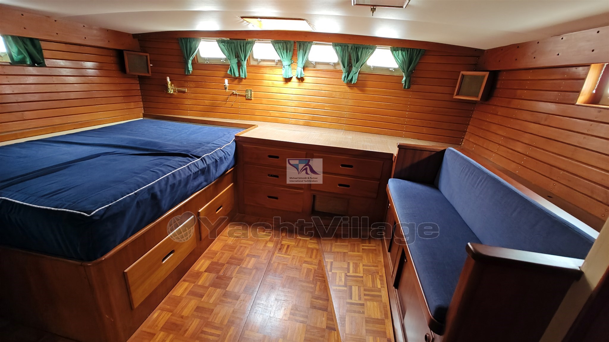 Grand Banks 48_msp789980  50