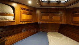 Hallberg Rassy 48 AURORA 39