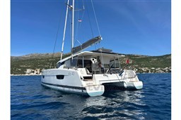 2021-fountaine-pajot-isla-40-sail-9970525-20251006194345599-4