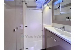 2021-fountaine-pajot-isla-40-sail-9970525-20251006194621226-4