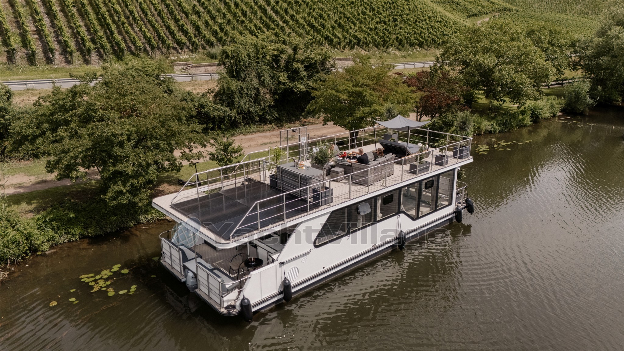 Hausboot Compact 78