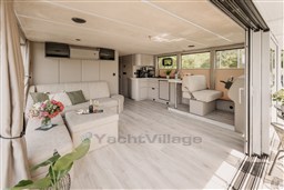 Hausboot Compact 89