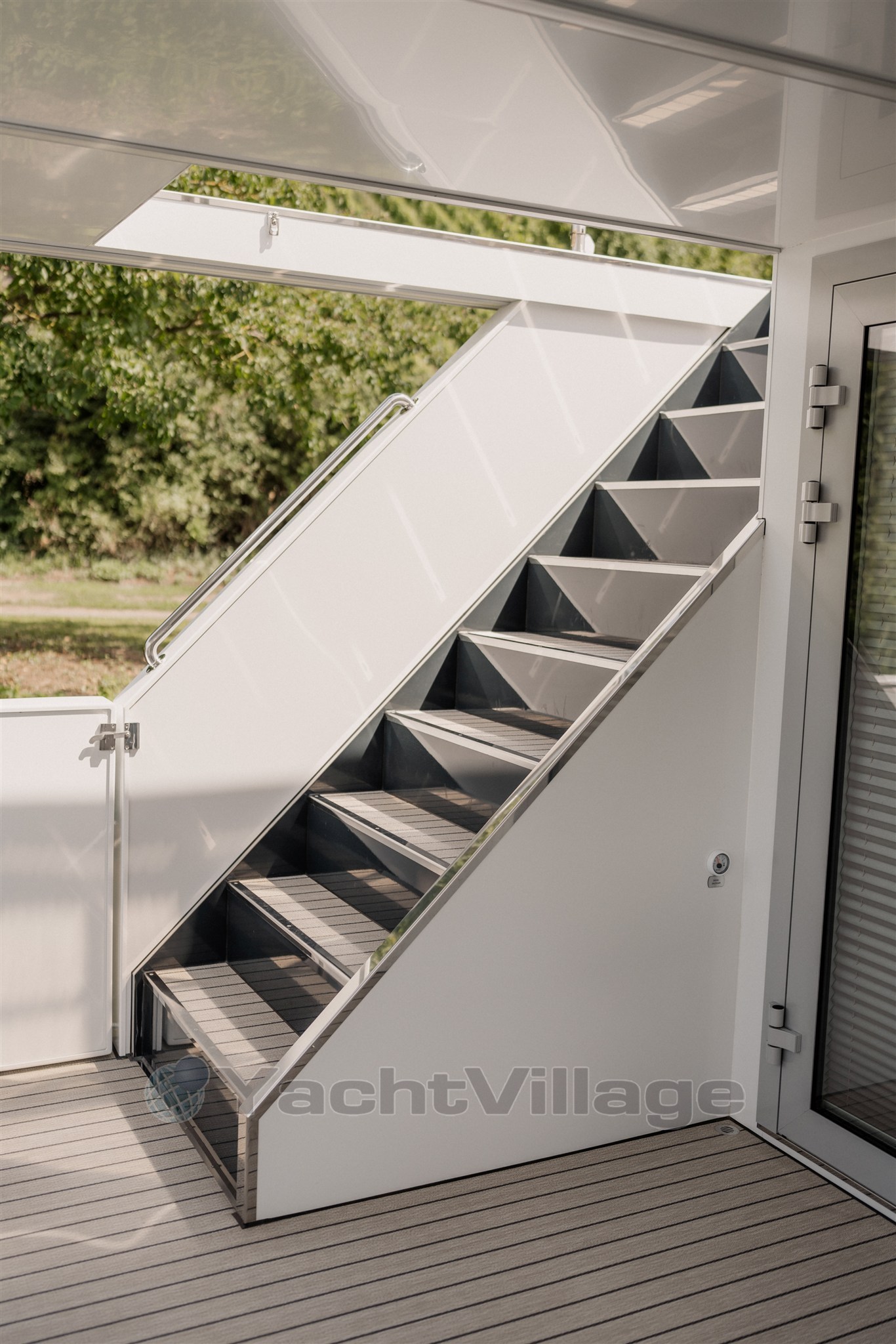 Hausboot Compact 38