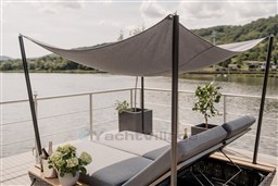 Hausboot Compact 138