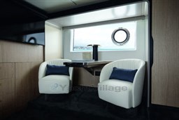 66 Master Suite Dinette