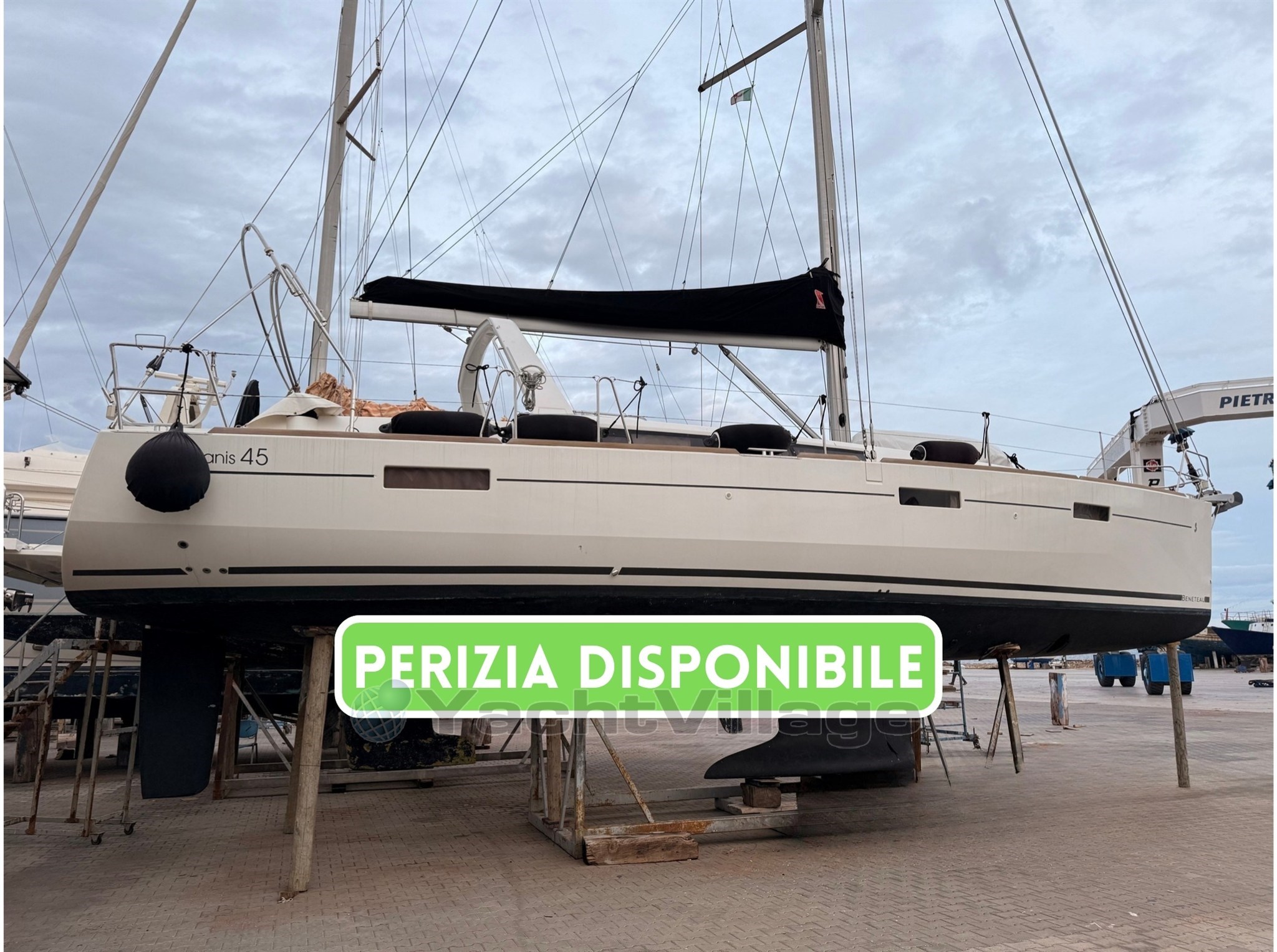 OCEANIS 45 PERIZIA DISPONIBILE