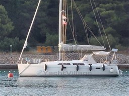 07xzdvb558.jpg