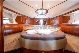 1m2luy32qu.jpg