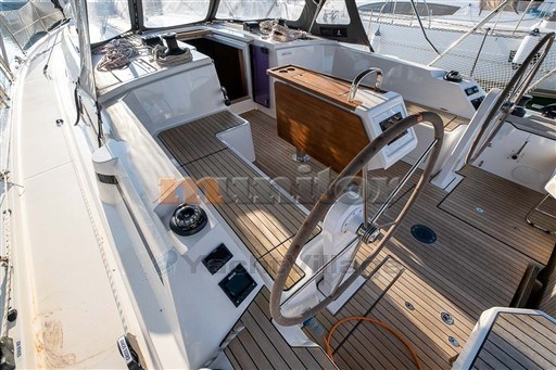 2787iyy56b.jpg