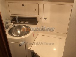 s8itcb24c2.jpg