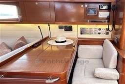 7851jvlrra.jpg