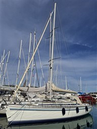 ny5b8g54pk.jpg