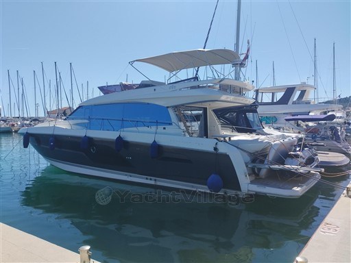 Prestige Yachts Jeanneau Prestige 590