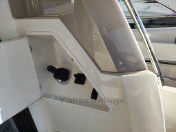 4r18vm08w5.jpg
