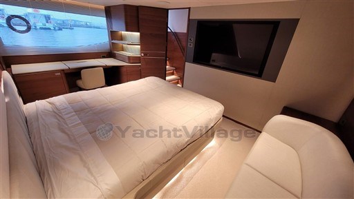 zm66yyhha9.jpg