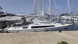 40uz5b08dv.jpg