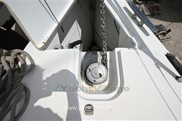 dg6c6tslna.jpg